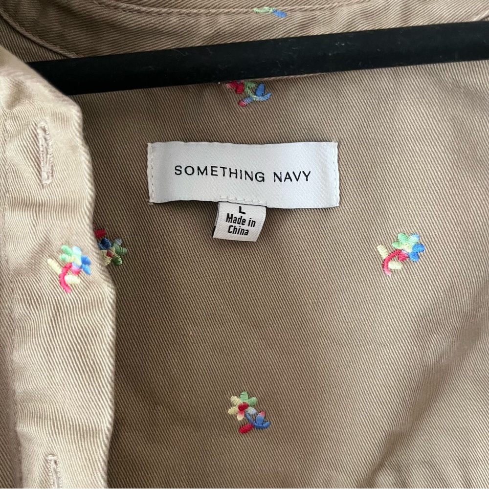 Something Navy - Button Down Embroidered Ruffle S… - image 5